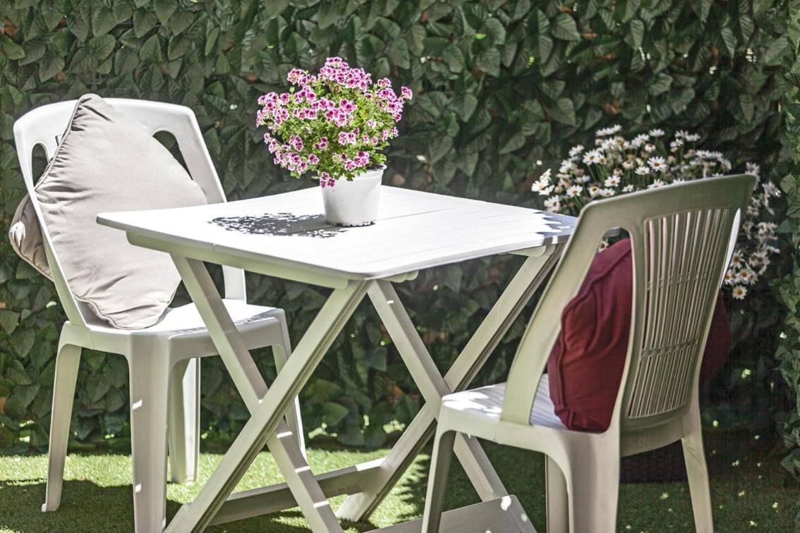 Garden Sant'Avendrace Villa Cagliari Buitenkant foto